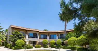 Apartamento 4 habitaciones en Germasogeia, Chipre
