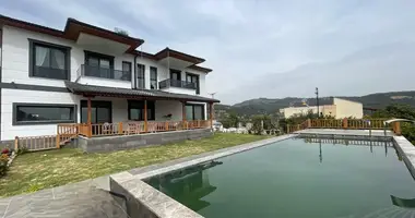 Willa 6 pokojów w Cevlik, Turcja