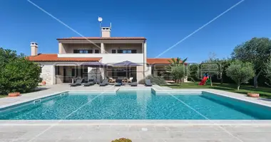 Maison 8 chambres dans Opcina Svetvincenat, Croatie