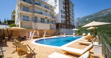 Wohnung in Rafailovici, Montenegro