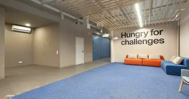 Oficina 625 m² en Minsk, Belarús