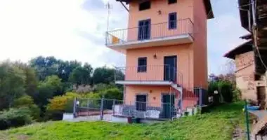 Maison dans Milan, Italie