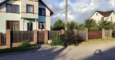 Haus 15 zimmer in Fanipal, Belarus