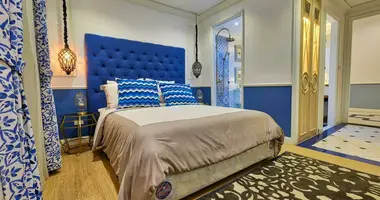 Estudio en Ban Na Chom Thian, Tailandia