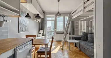 Mieszkanie 1 pokój w Warszawa, Polska