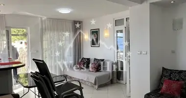 Mieszkanie 3 pokoi w Sveti Stefan, Czarnogóra