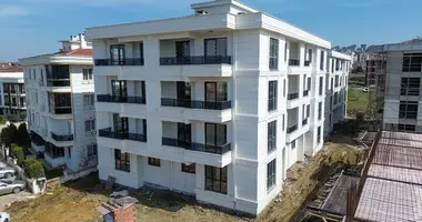 Appartement 2 chambres dans Ciftlikkoy, Turquie