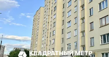 Apartamento 3 habitaciones en Minsk, Belarús