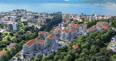 Apartamento 2 habitaciones en Tivat, Montenegro