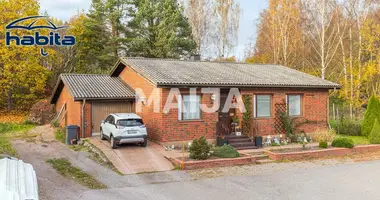 Дом в Etelaharju, Финляндия