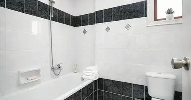 Hotel 300 m² en Megali Panagia, Grecia