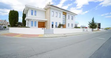 Villa 5 chambres dans Aradíppou, Chypre