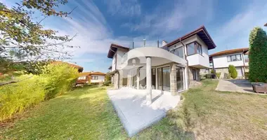 Maison dans Kocharitsa, Bulgarie