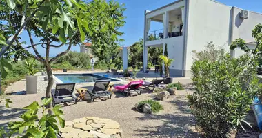 Villa 3 bedrooms in Kremenici, Croatia