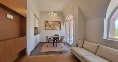 Apartamento 2 habitaciones en Tivat, Montenegro