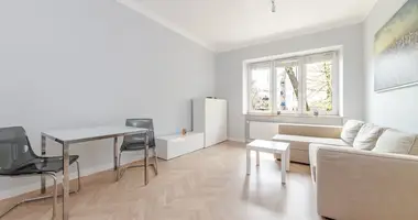 Квартира 2 комнаты в Варшава, Польша