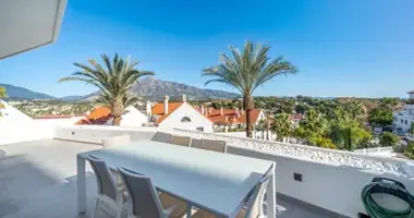 3 bedroom apartment in San Pedro Alcantara, Spain