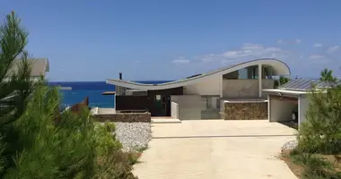 Haus 5 Schlafzimmer in Pomos, Zypern