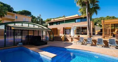 Villa 4 bedrooms in Blanes, Spain