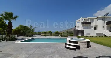 Вилла 7 комнат в Loutraki Perachora Agioi Theodoroi Municipality, Греция