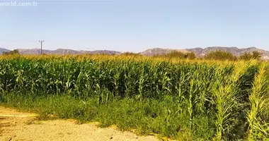 Участок земли в Hacialiobasi, Турция