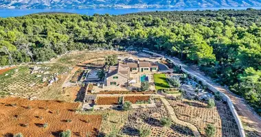 Haus 5 Schlafzimmer in Gespanschaft Split-Dalmatien, Kroatien