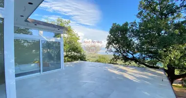 2 bedroom house in Montenegro