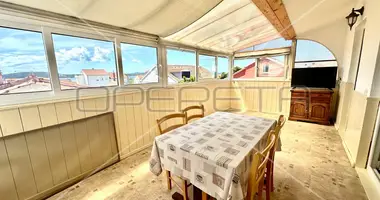Appartement 2 chambres dans Grad Vodice, Croatie