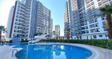 Квартира 3 комнаты в Мезитли, Турция