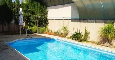 3 bedroom house in Parekklisia, Cyprus