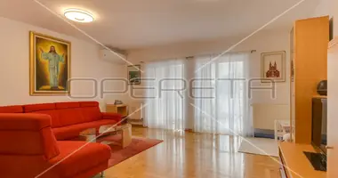 Квартира 4 комнаты в Adamovec, Хорватия