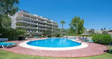 Apartamento 2 habitaciones en San Pedro Alcantara, Španjolska