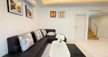 Haus 8 Schlafzimmer in Pattaya, Thailand