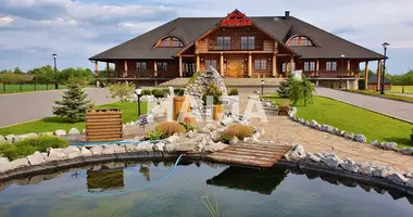 Hotel 1 738 m² en Trzesn, Polonia