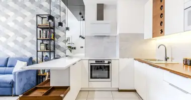 Квартира 3 комнаты в Варшава, Польша