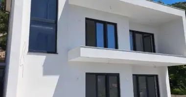 4 bedroom house in Susanj, Montenegro