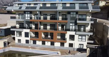 Mieszkanie 4 pokoi w Alanya, Turcja