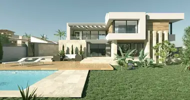 5 bedroom house in Torrevieja, Spain