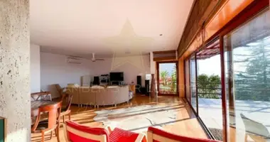 Villa in Portugal