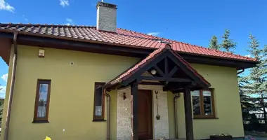 Dom w Marlewo, Polska