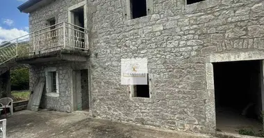 Dom w Kovaci, Czarnogóra