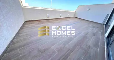 Penthouse w Attard, Malta