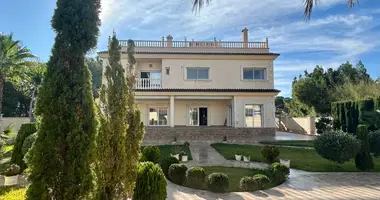 Villa 12 bedrooms in Orihuela, Spain