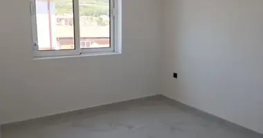 Mieszkanie 3 pokoi w Pecurice, Czarnogóra