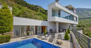 Villa 3 bedrooms in Tivat, Montenegro