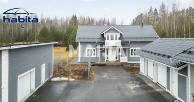 Dom 4 pokoi w Nurmijarvi, Finlandia