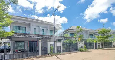 Haus 5 zimmer in Svay Thom, Kambodscha
