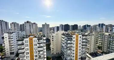 2 bedroom apartment in Mezitli, Turkey