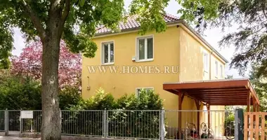 2 room house in Berlin, Germany
