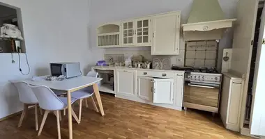 Apartamenty wielopoziomowe 4 pokoi w Bashkia Durres, Albania